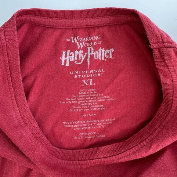 Harry Potter Gryffindor Hogwarts beaded T-Shirt Wizarding World Universal XL - Picture 10 of 10